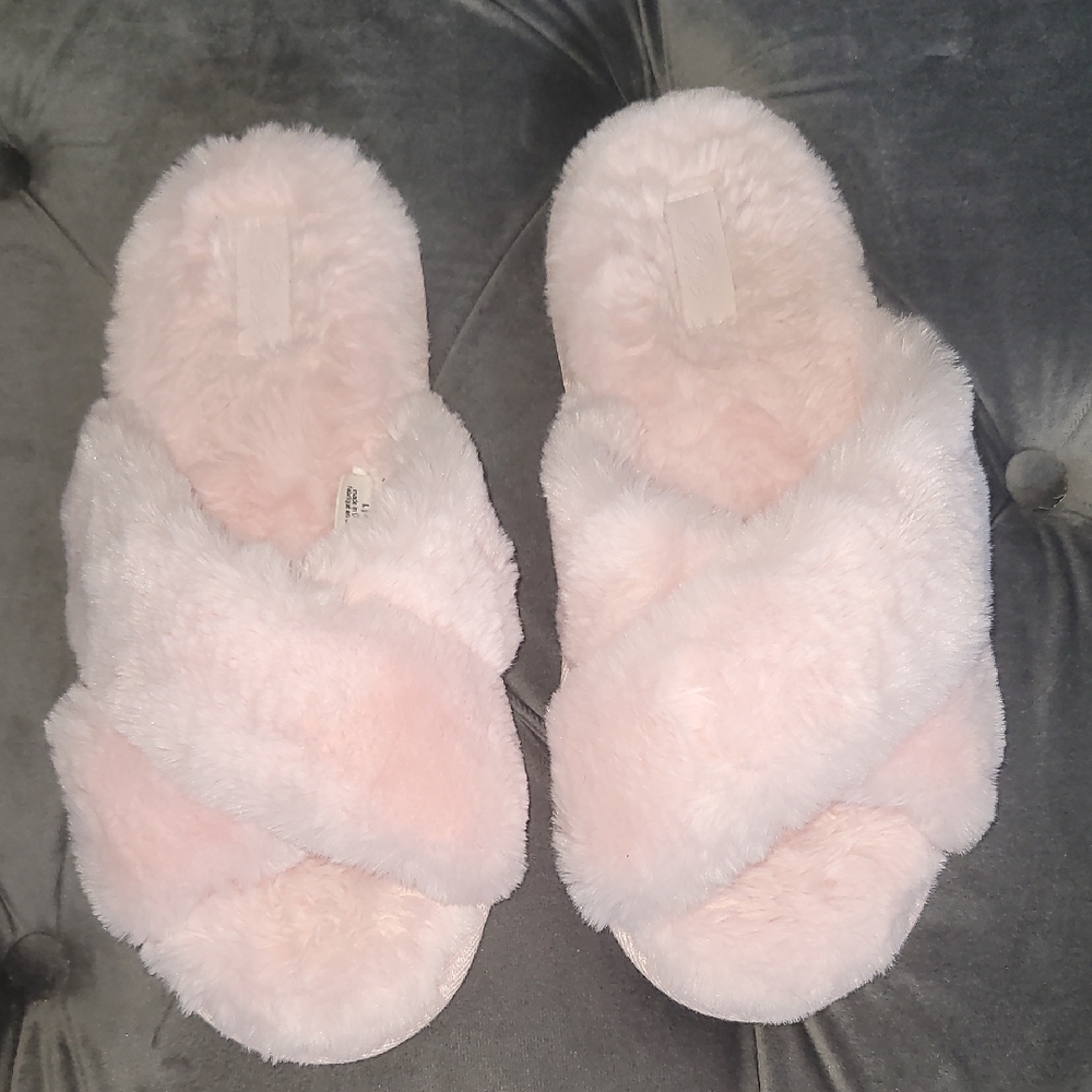 PINK Victoria's Secret Soft Blush Slippers